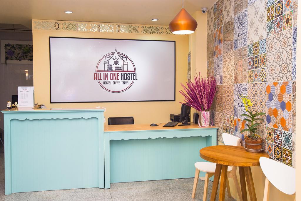 All In One Hostel Банкок Екстериор снимка