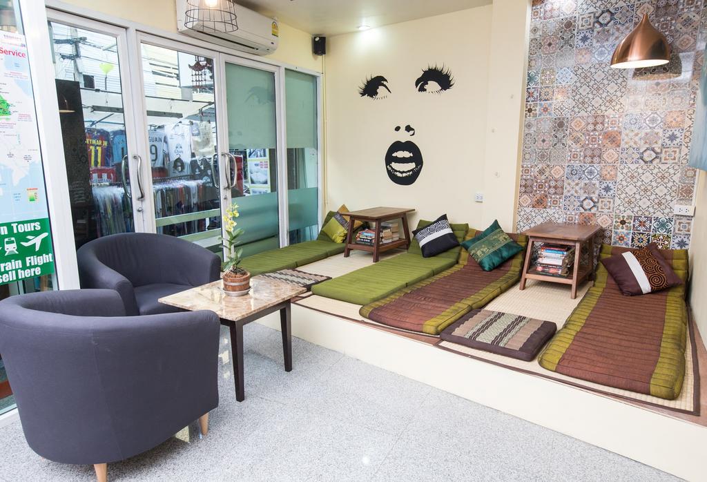 All In One Hostel Банкок Екстериор снимка