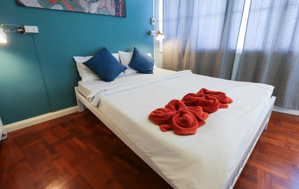 All In One Hostel Банкок Екстериор снимка